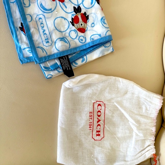 COACH Silk Cotton 🐠 Fish 🫧 Bubbles 🪸 20” Scarf  ☀️🏝️ - Picture 5 of 6